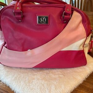 Lululemon vintage duffle bag